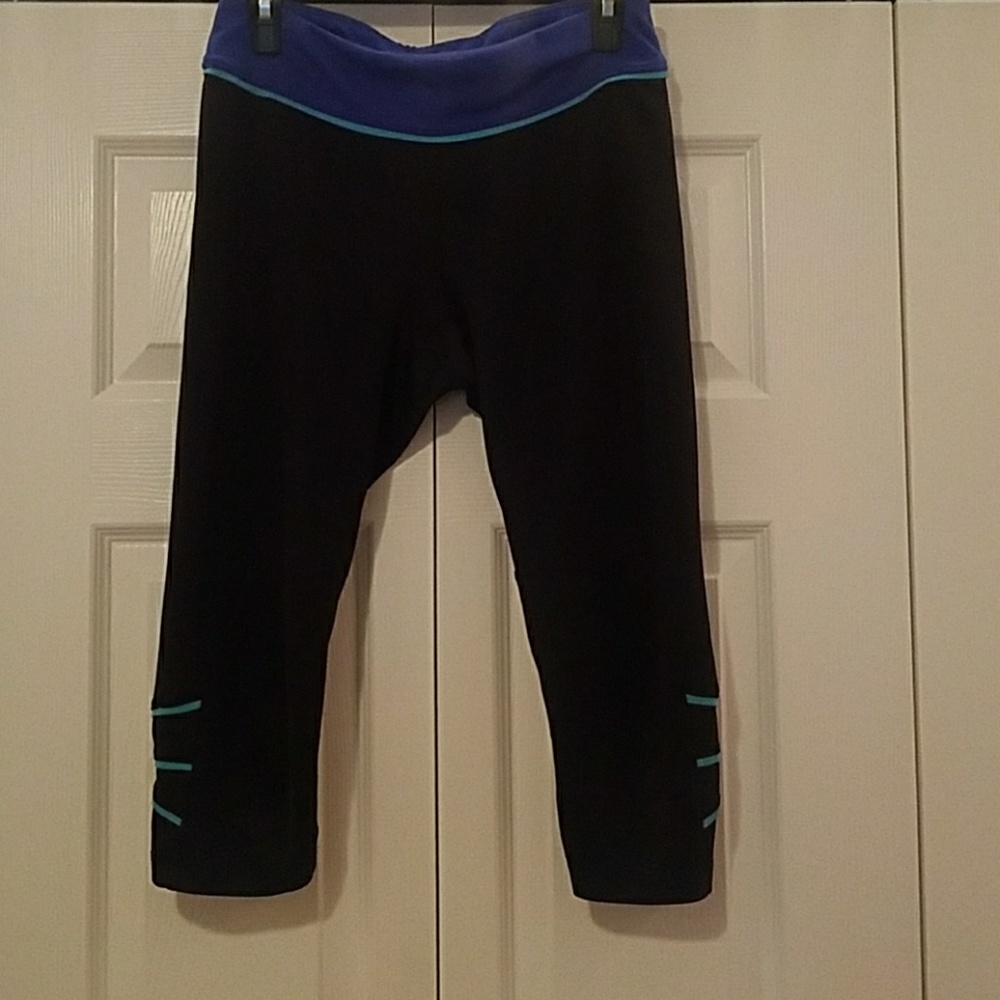 Black leggings